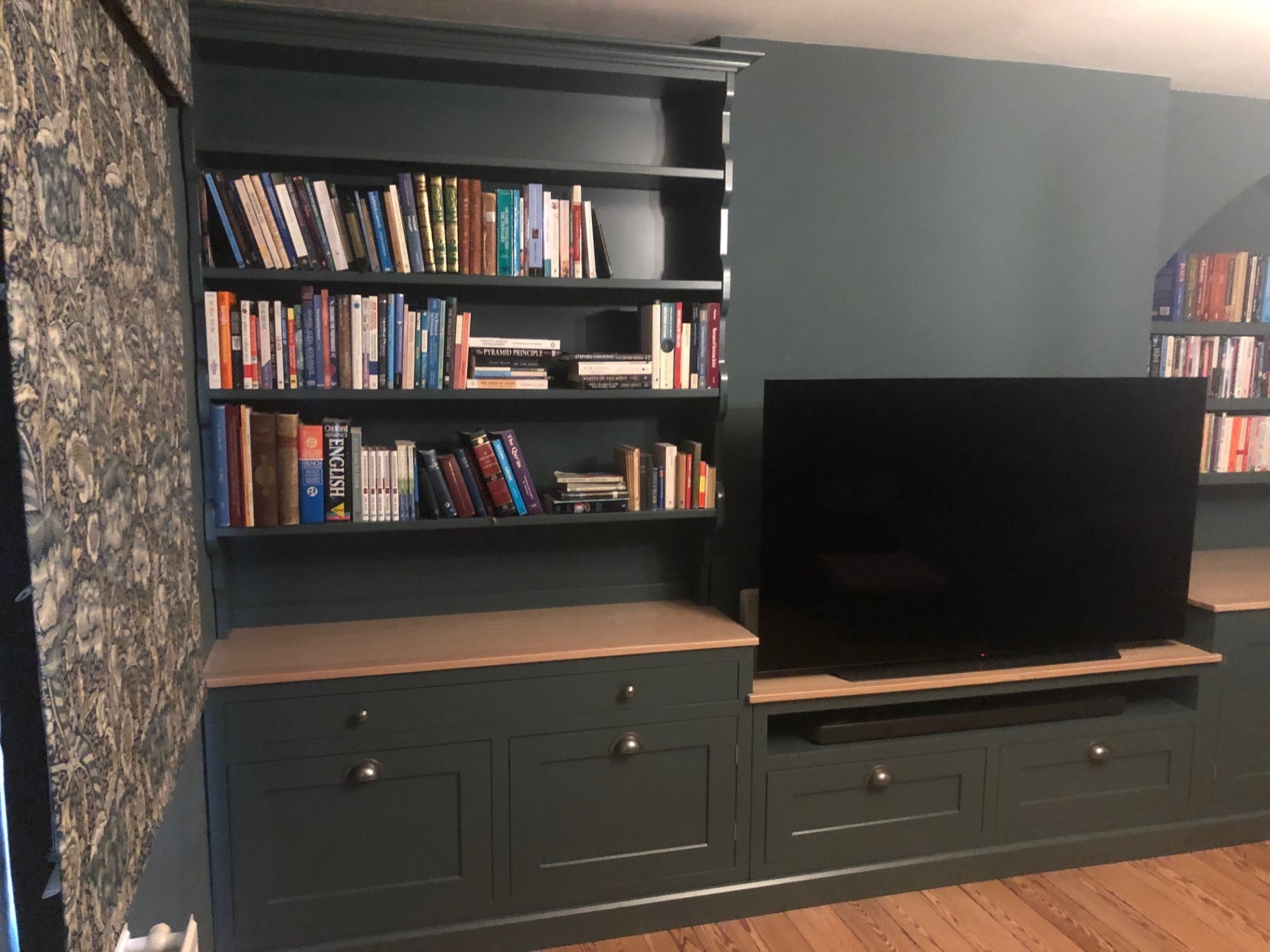 Alcove furniture installed in Oxford