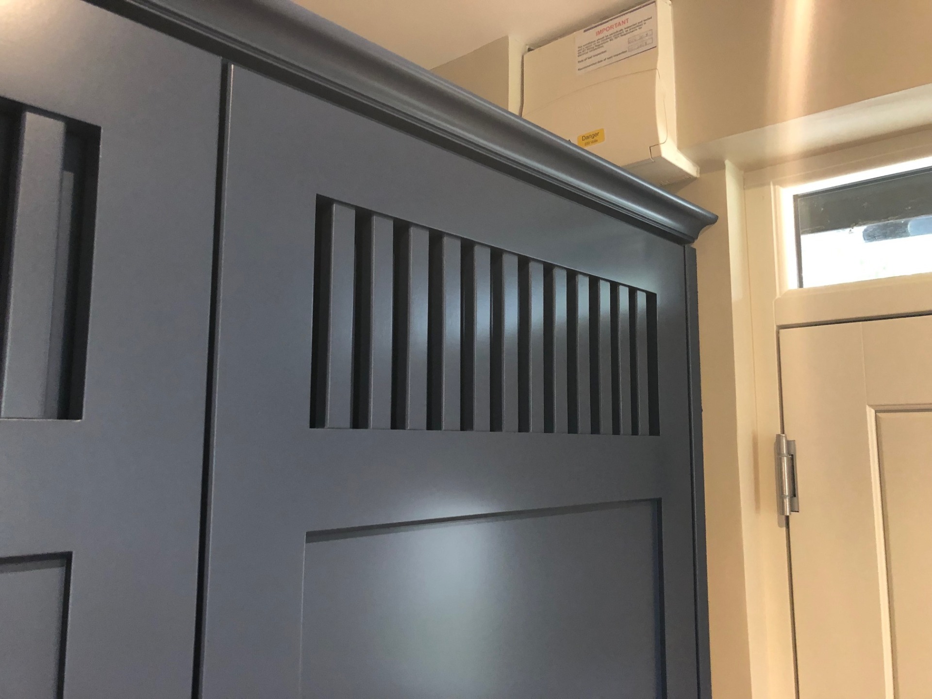 Ventilation for boot room cabinet