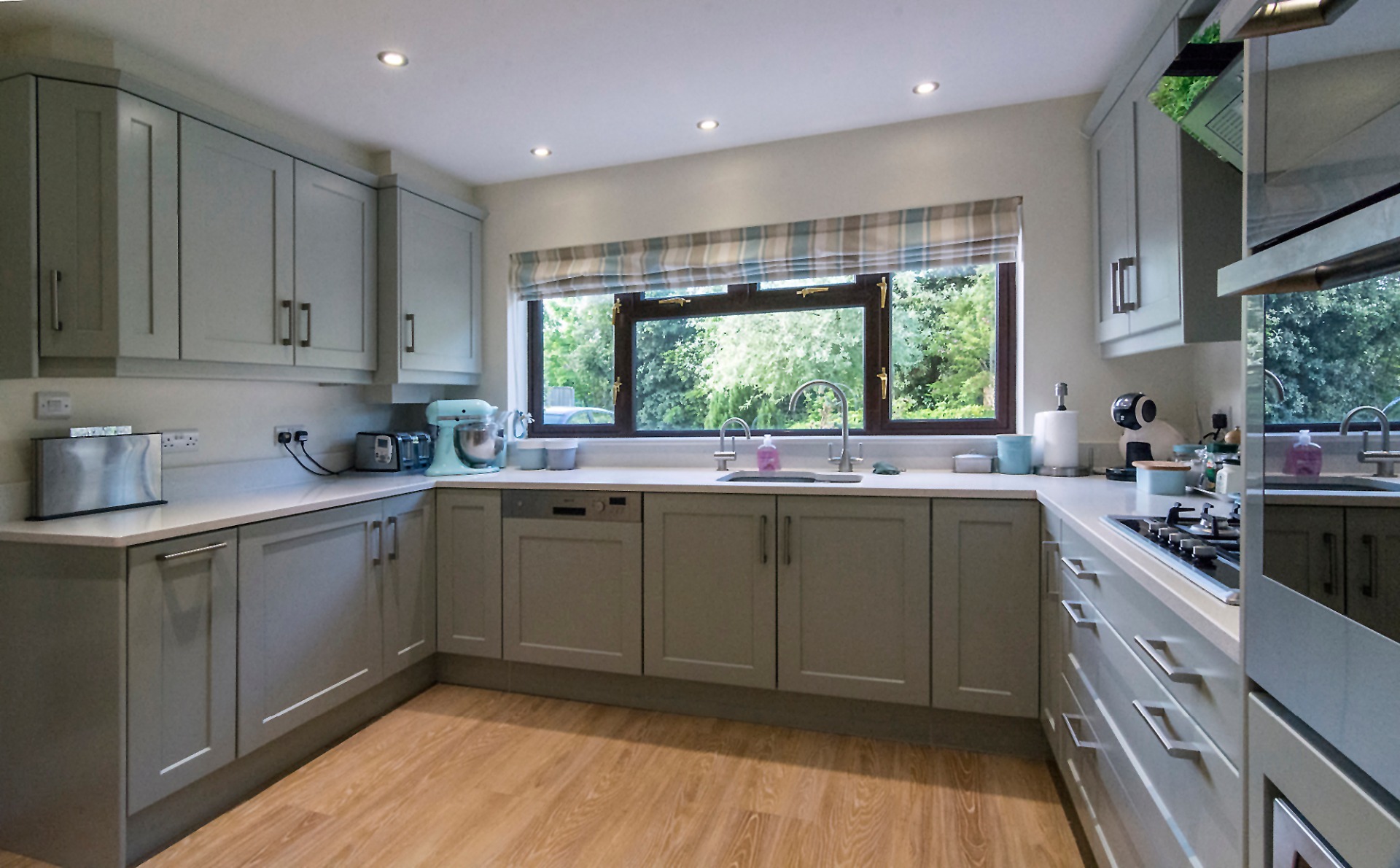 Built-in fitted kitchen